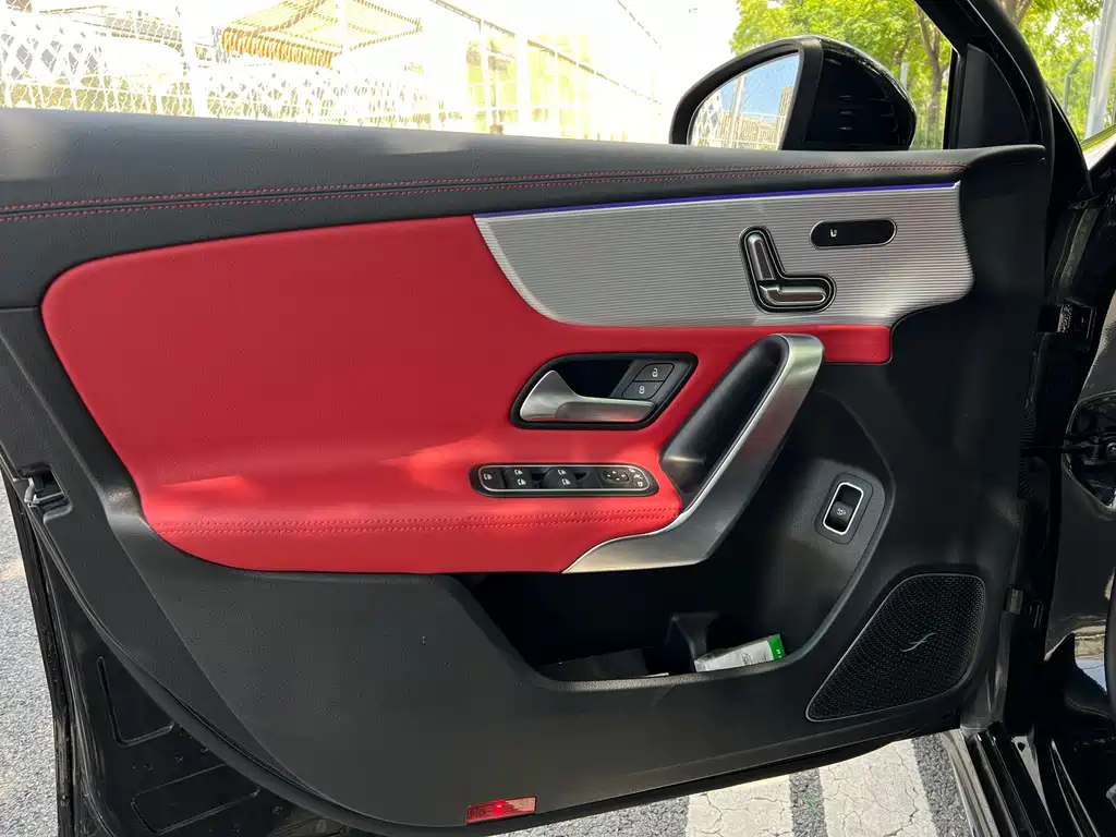 Mercedes-Benz A-Class AMG 2023 — фото 20