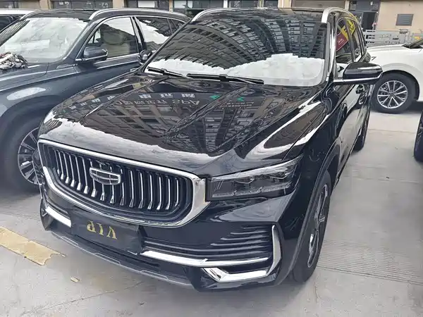 Geely Xingyue L 2025