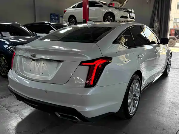 Cadillac CT5 2024