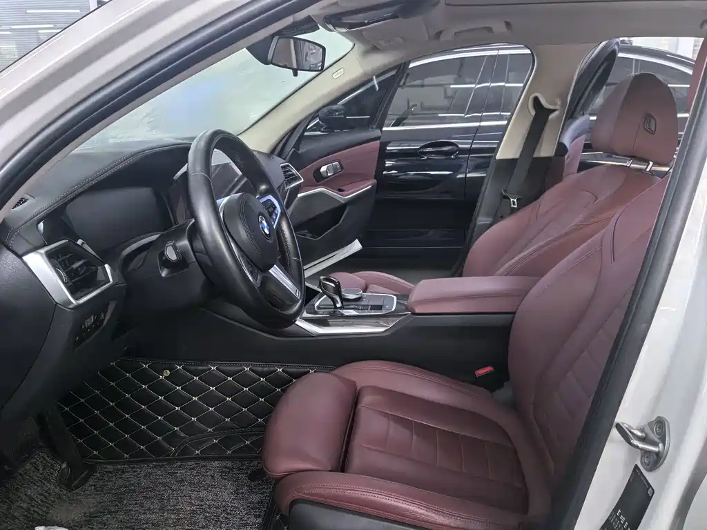 BMW 3 Series 2020 — фото 11