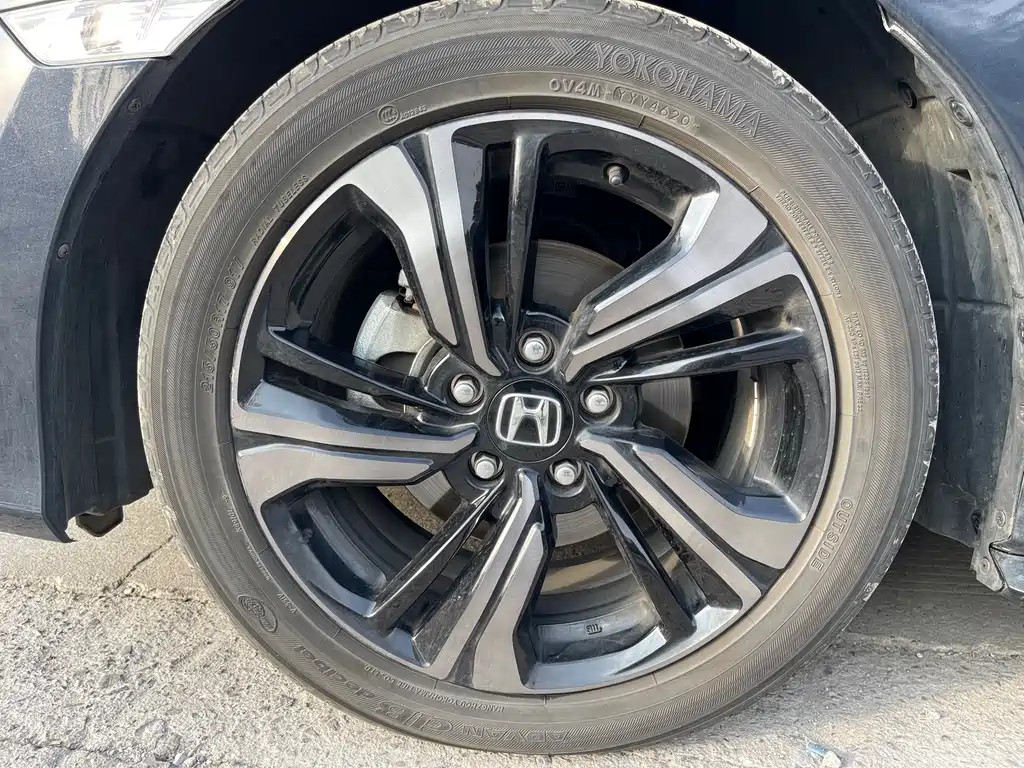 Honda Civic 2020 — фото 19