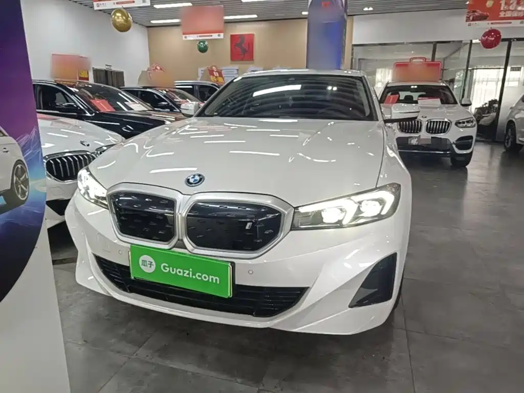 BMW i3 2024