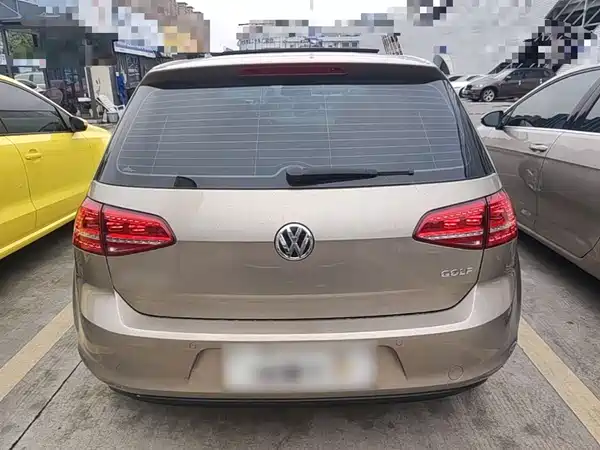 Volkswagen Golf 2016