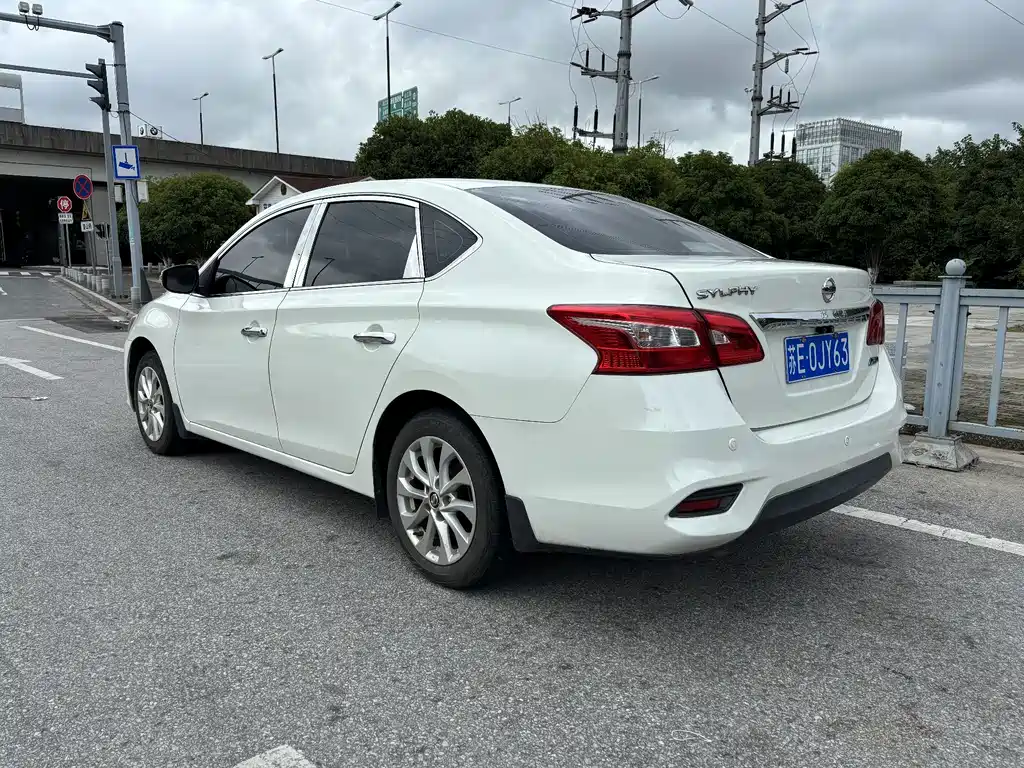 Nissan Sylphy 2017 — фото 5