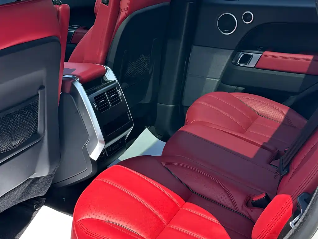 Land Rover Sport 2017 — фото 19