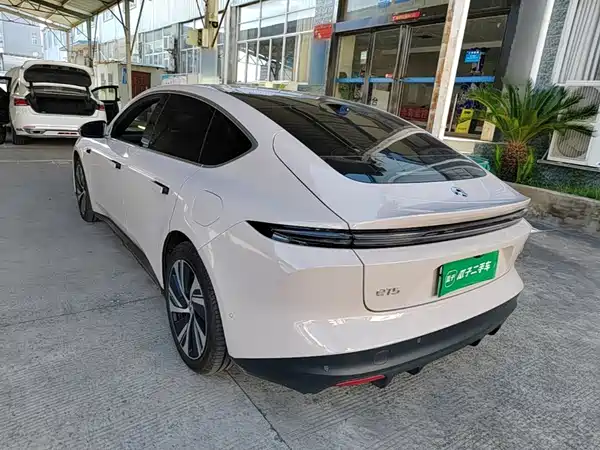 NIO ET5 2024
