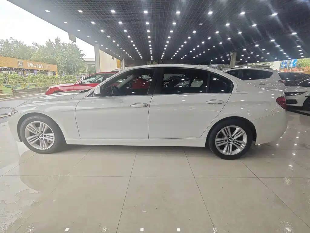 BMW 3 Series 2016
