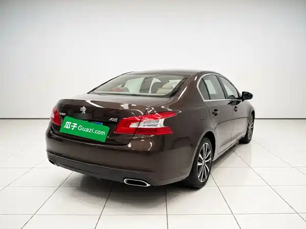 Peugeot 408 2015
