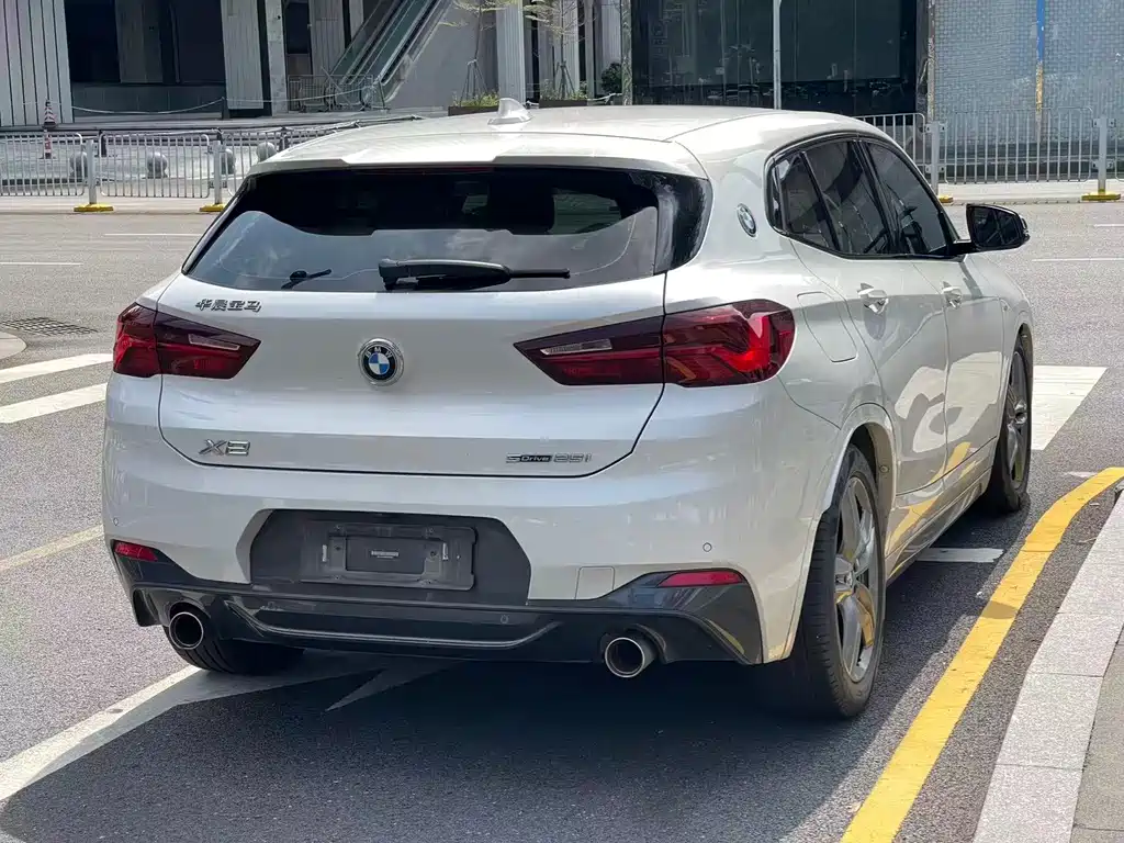 BMW X2 2021 — фото 12