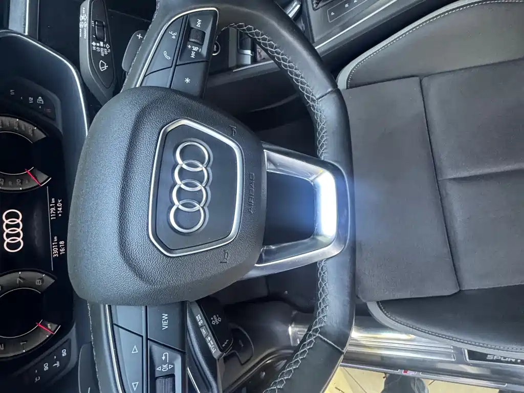 Audi Q3 2022 — фото 13