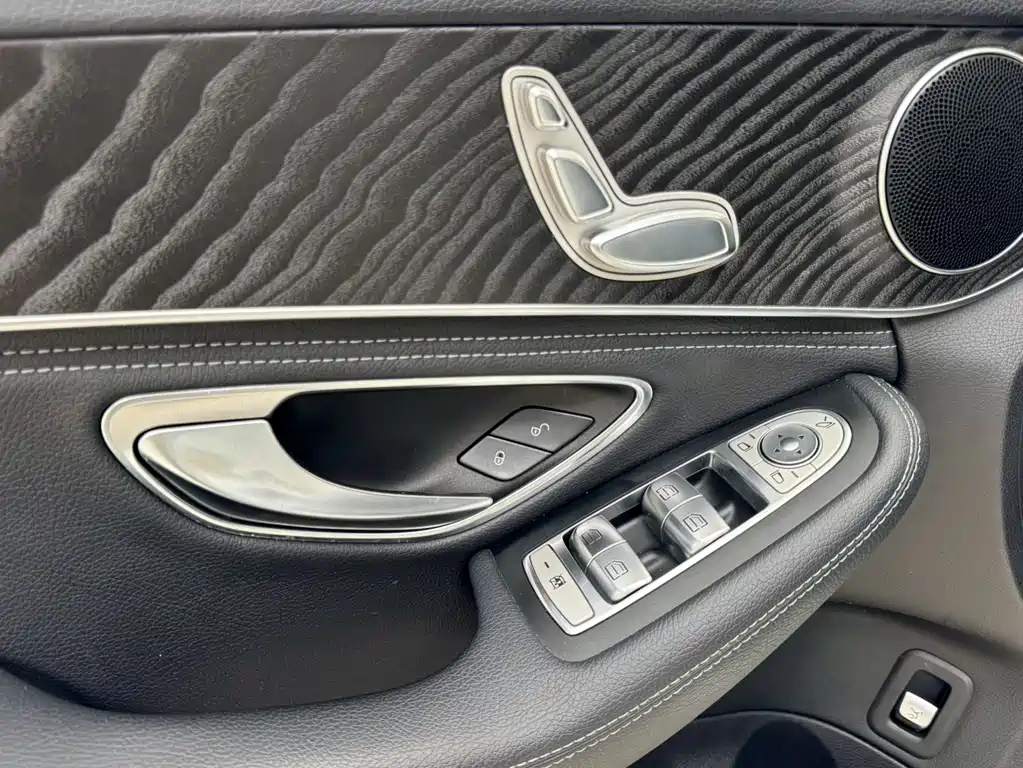 Mercedes-Benz C-Class 2016 — фото 16
