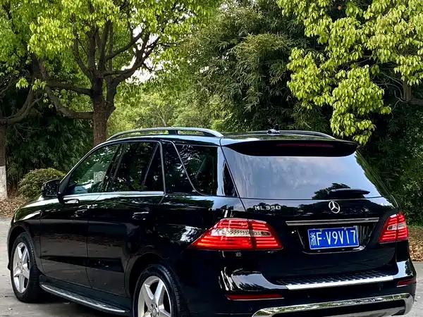 Mercedes-Benz M-Class 2012