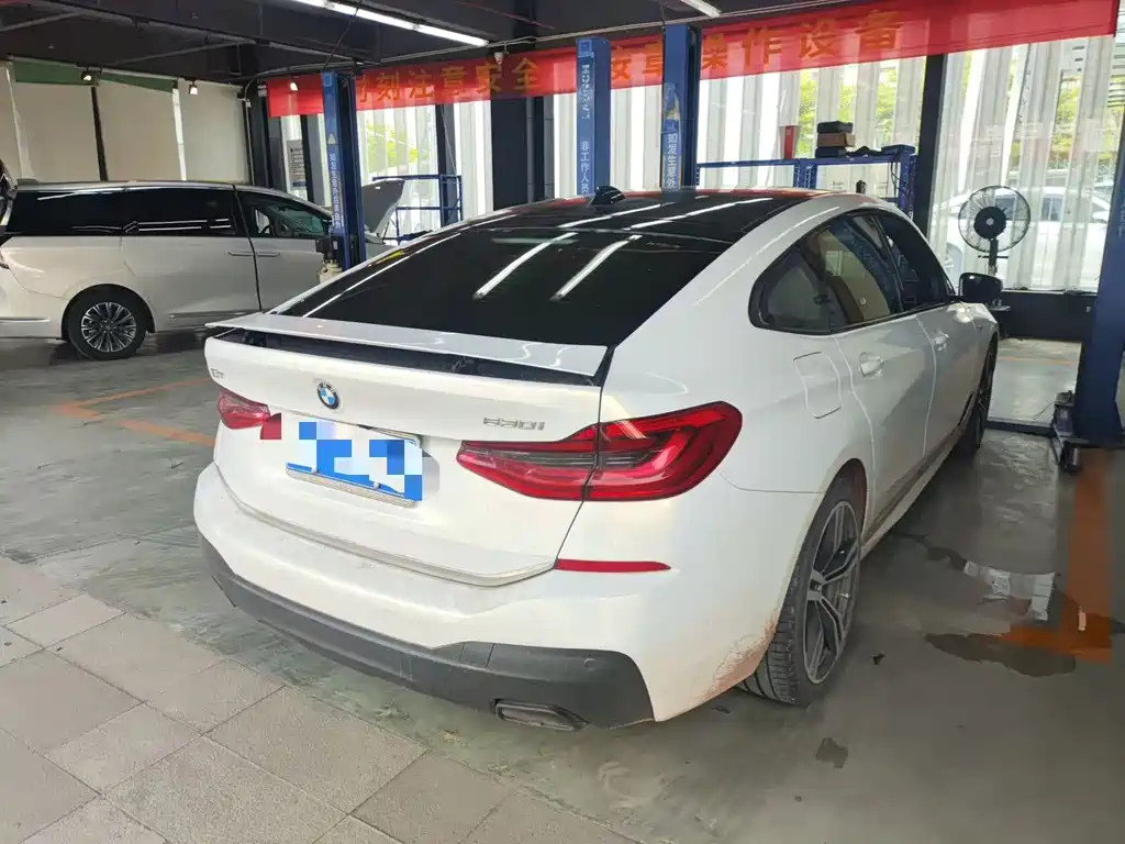 BMW 6 Series GT 2023 — фото 4