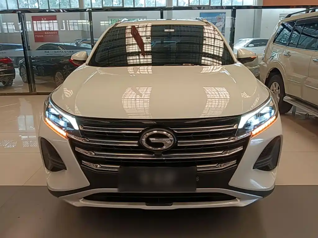GAC Trumpchi GS4 2022 — фото 3