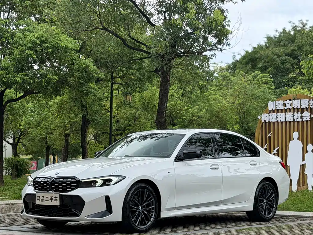 BMW 3 Series 2024