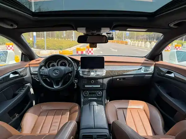 Mercedes-Benz CLS 2016