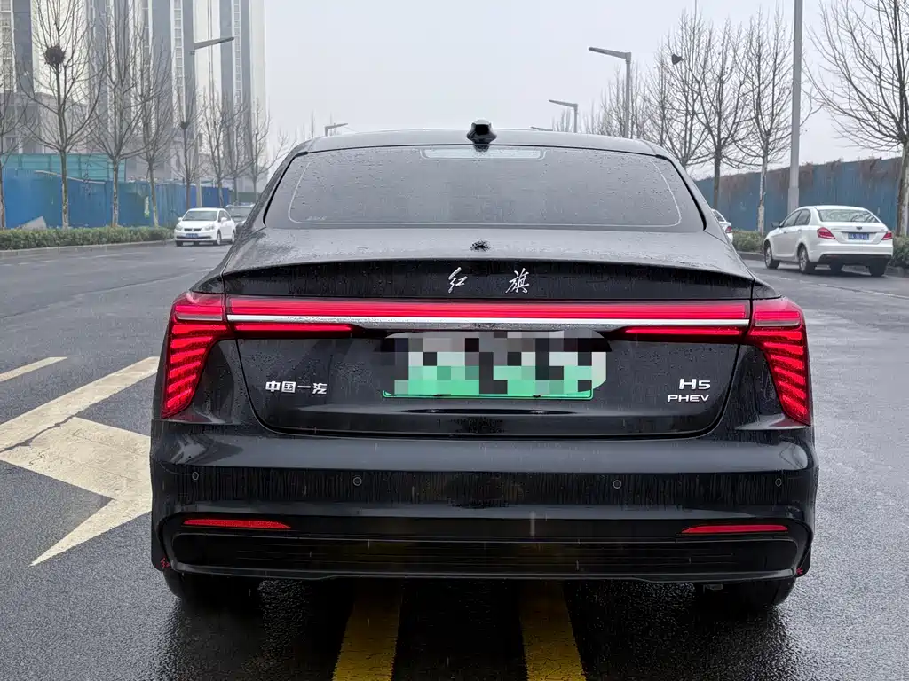 Hongqi H5 PHEV 2025 — фото 5