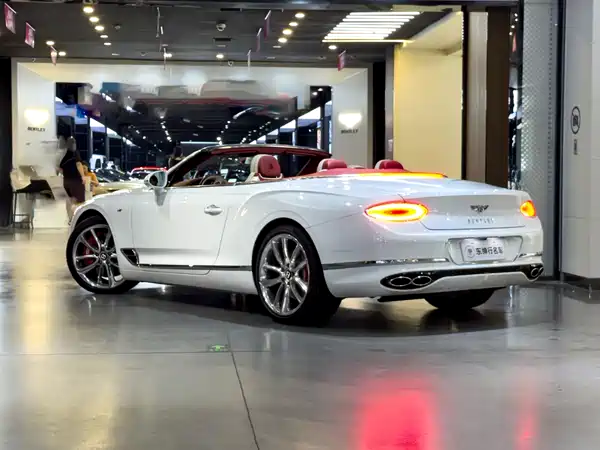 Bentley Continental 2024
