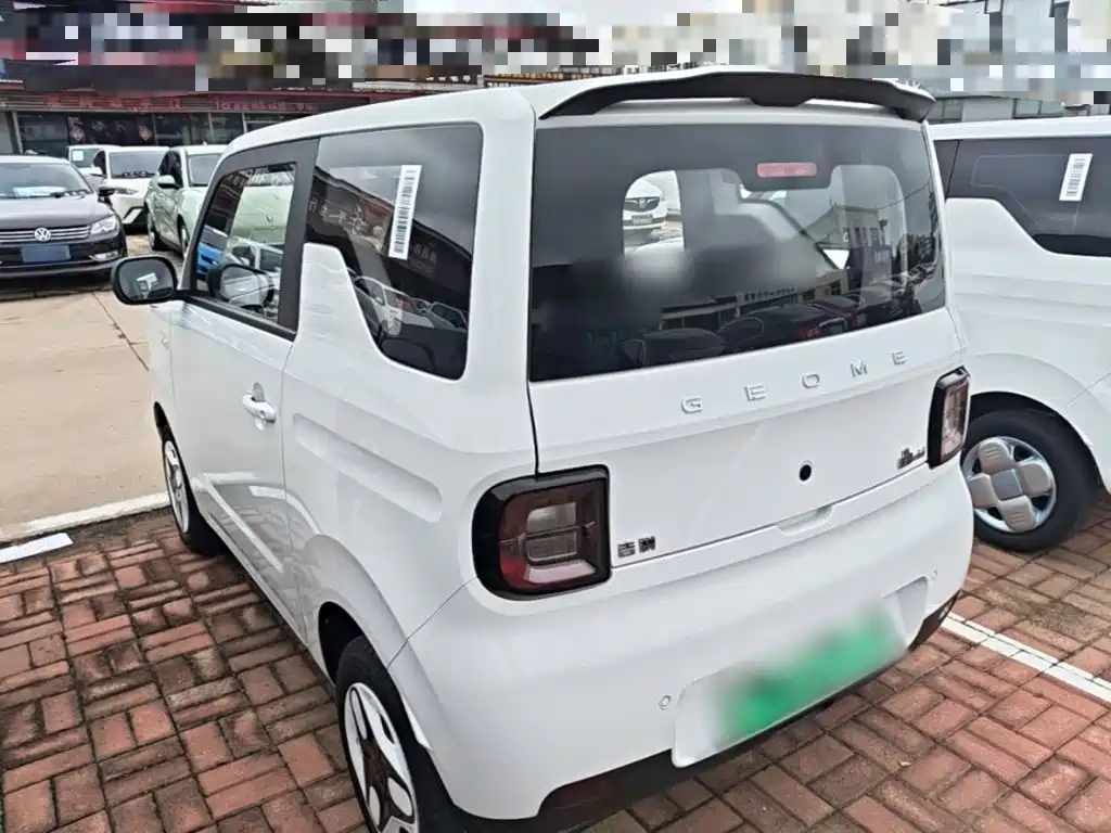Geely Galaxy Panda 2025 — фото 5