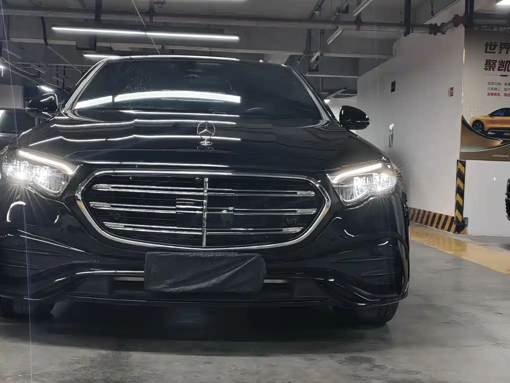 Mercedes-Benz E-Class 2025