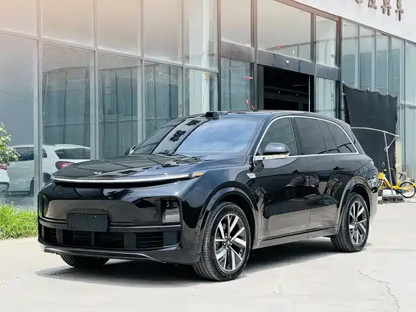 Li Auto L8 2023