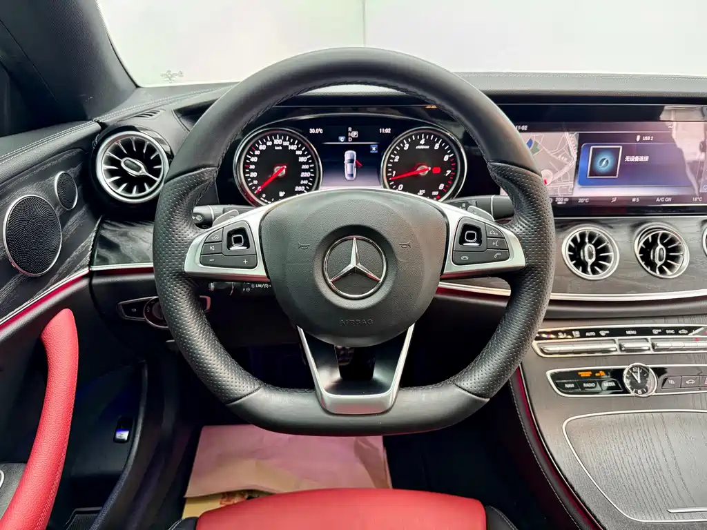 Mercedes-Benz E-Class 2018 — фото 14