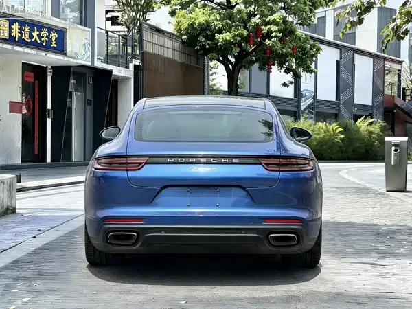 Porsche Panamera 2017