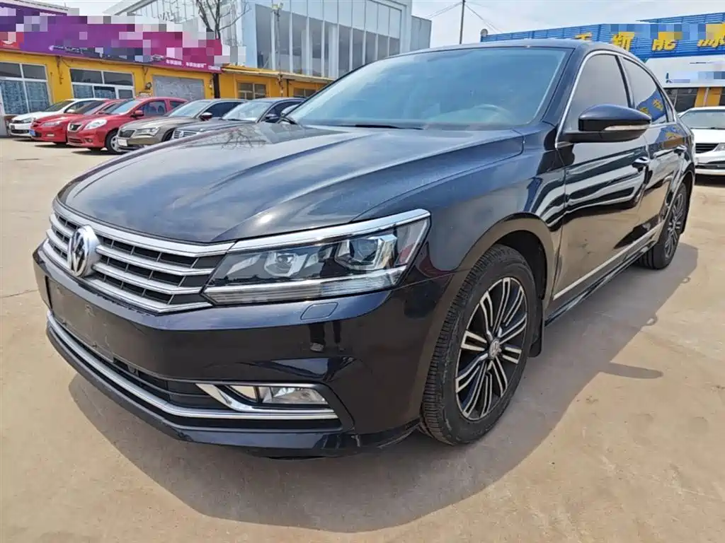 Volkswagen Passat 2018 — фото 1