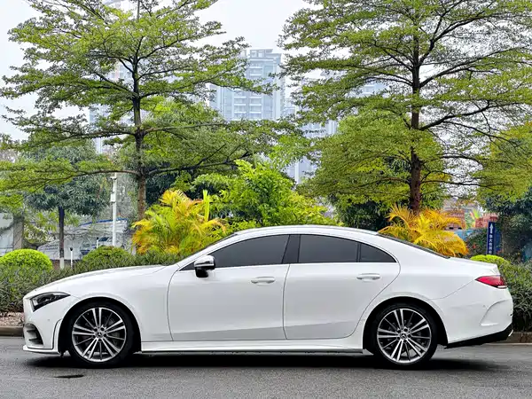 Mercedes-Benz CLS 2021