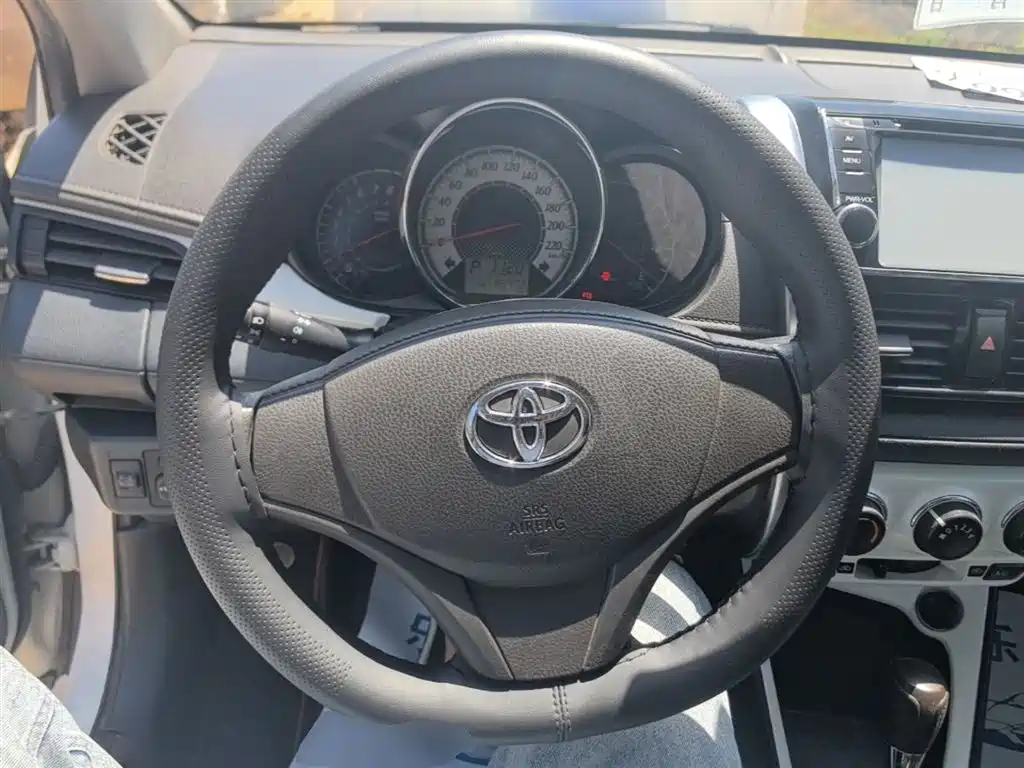 Toyota Vios 2016 — фото 11
