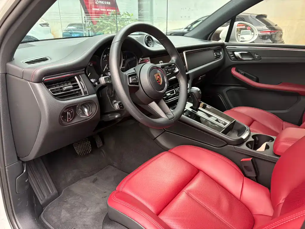 Porsche Macan 2023 — фото 12
