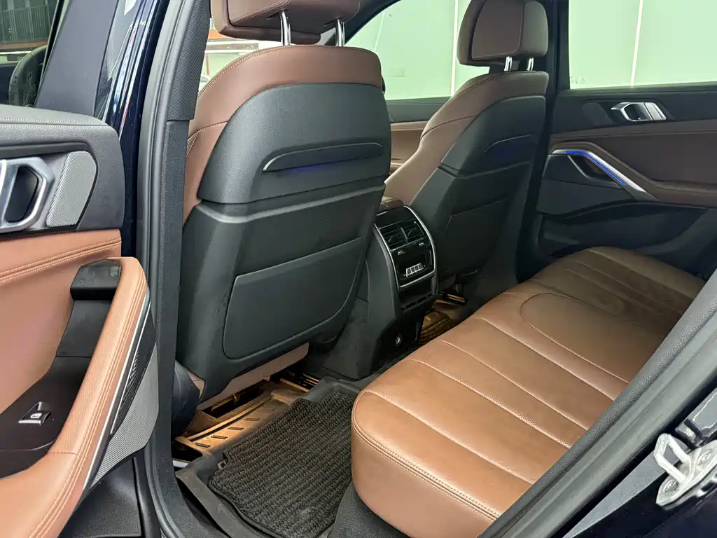 BMW X6 2021 — фото 11