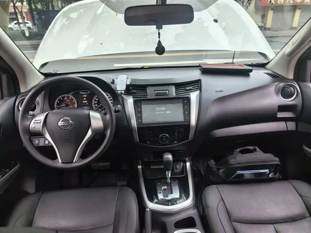 Nissan Terra 2021 — фото 10