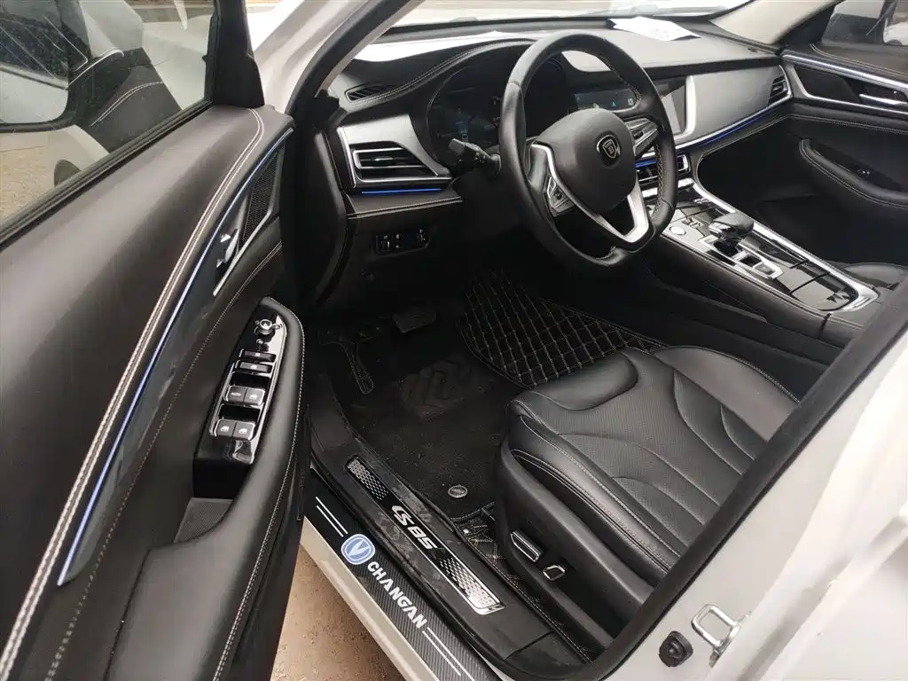 Changan CS85 COUPE 2021 — фото 13