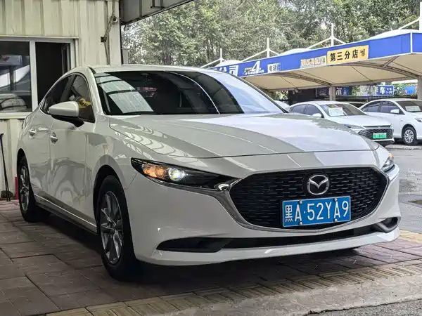 Mazda 3 Axela 2021