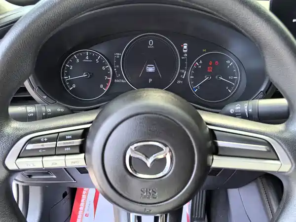 Mazda 3 Axela 2021