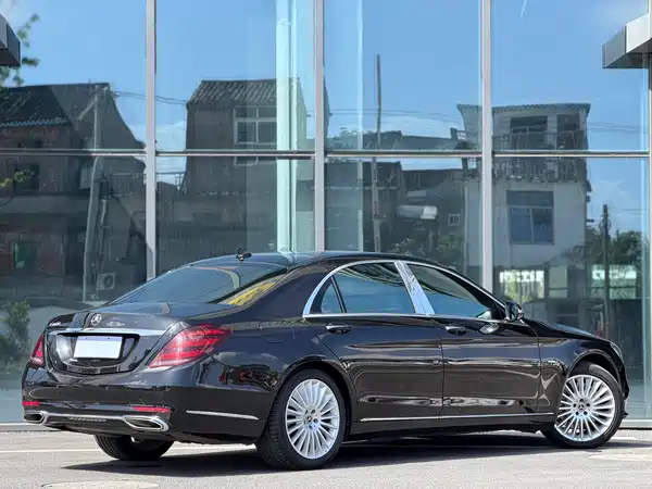 Mercedes-Benz S-Class 2020