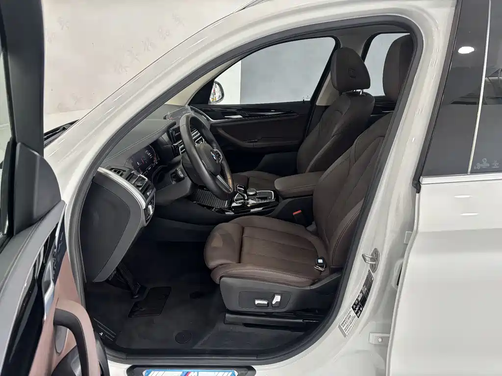 BMW X3 2022 — фото 11