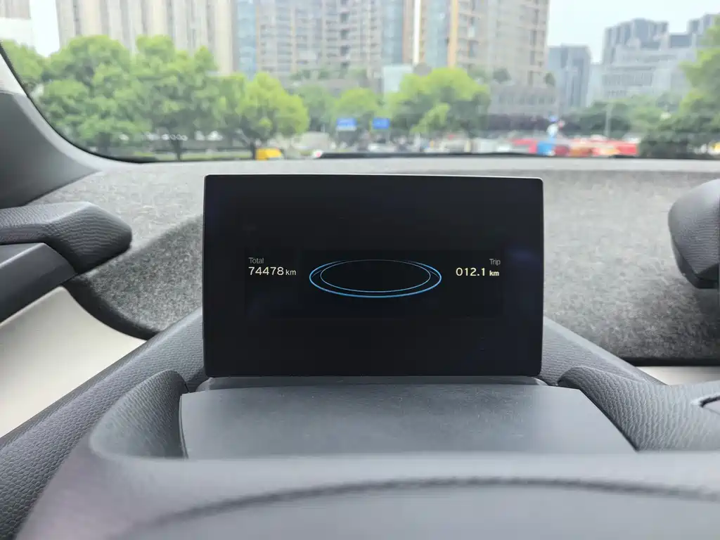 BMW i3 2016 — фото 7