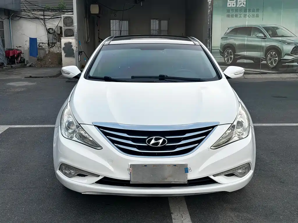 Hyundai Sonata 2014 — фото 2