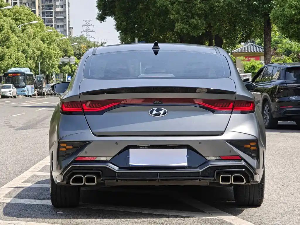 Hyundai Fista 2023 — фото 8