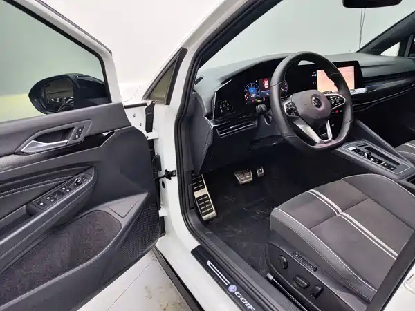 Volkswagen Golf 2022