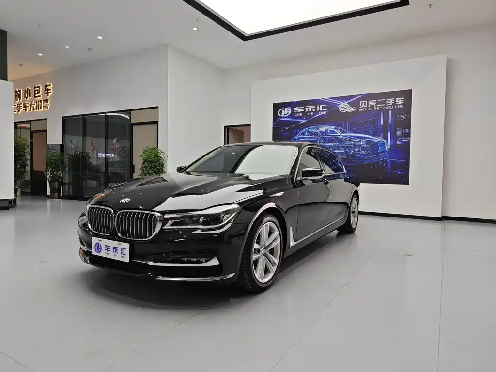 BMW 7 Series 2018 — фото 1