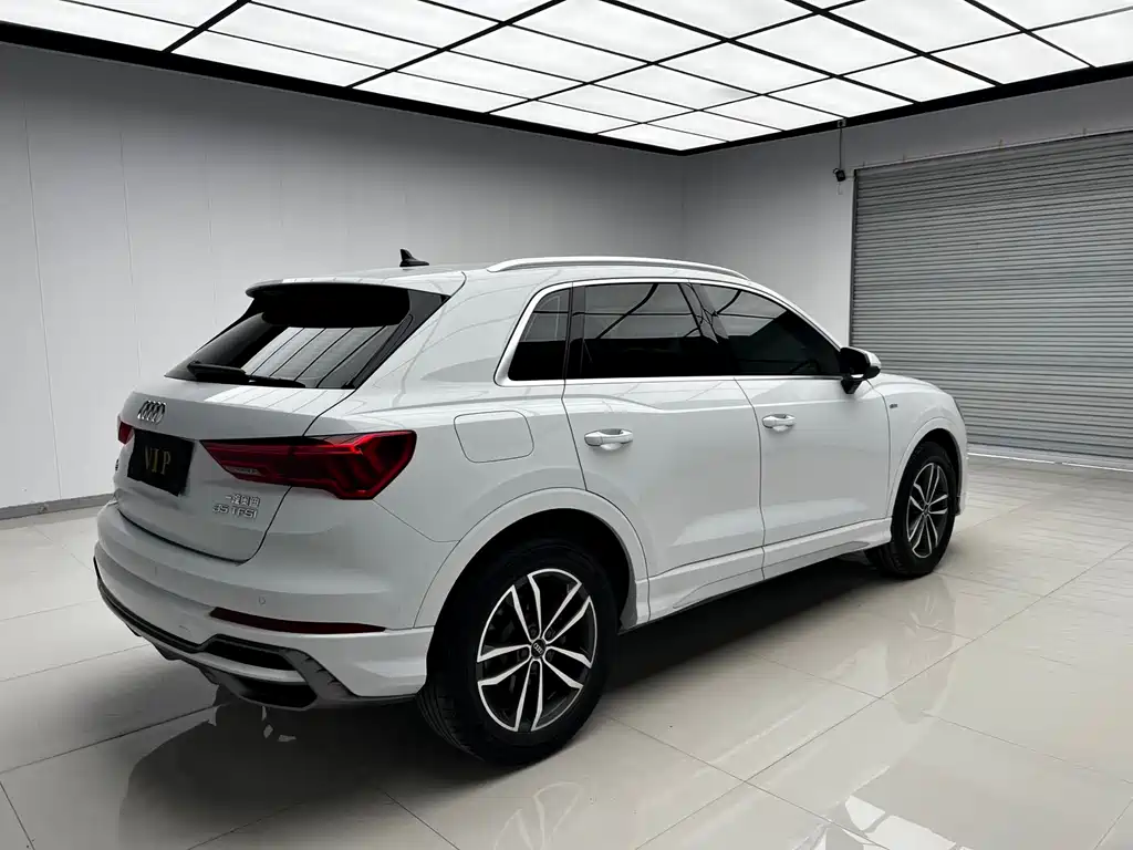 Audi Q3 2021