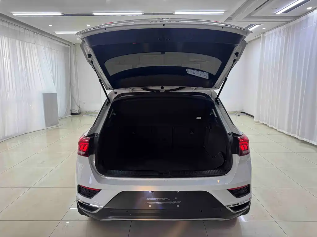 Volkswagen T-Roc 2021 — фото 20