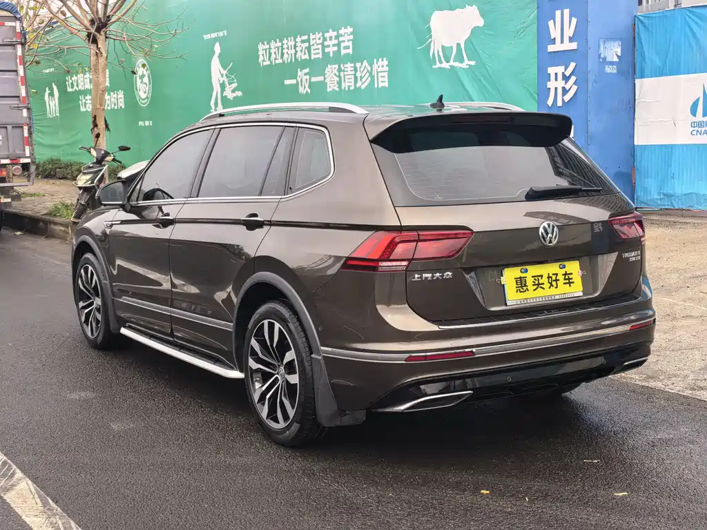 Volkswagen Tiguan L 2021 — фото 14
