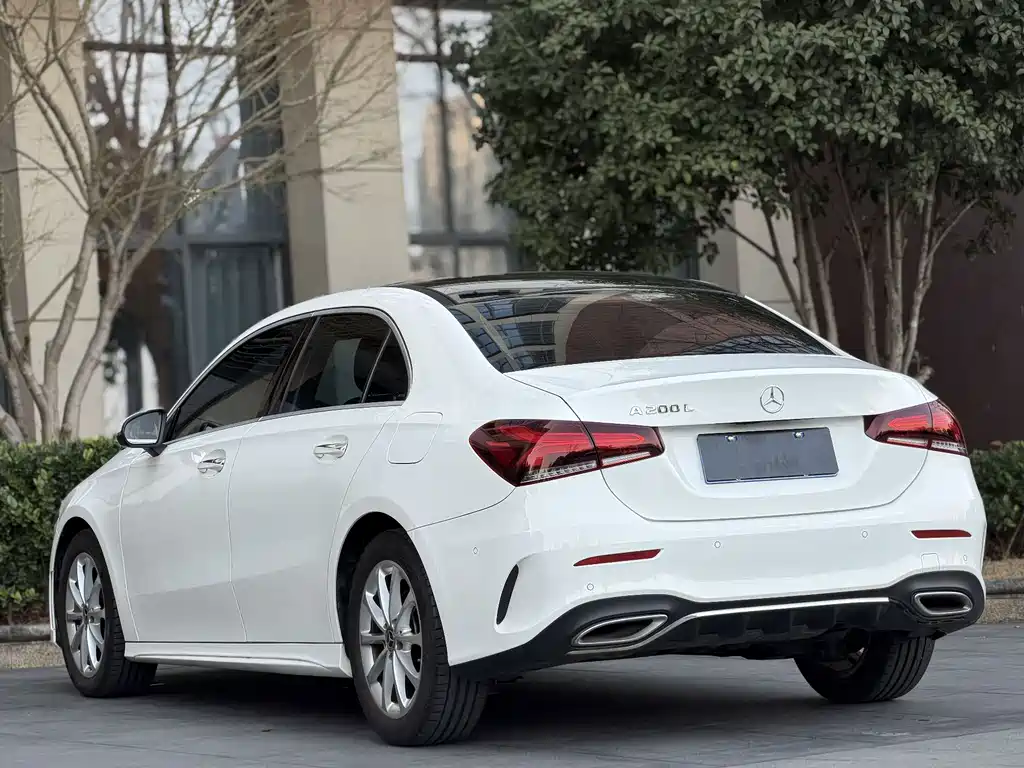 Mercedes-Benz A-Class 2020 — фото 9