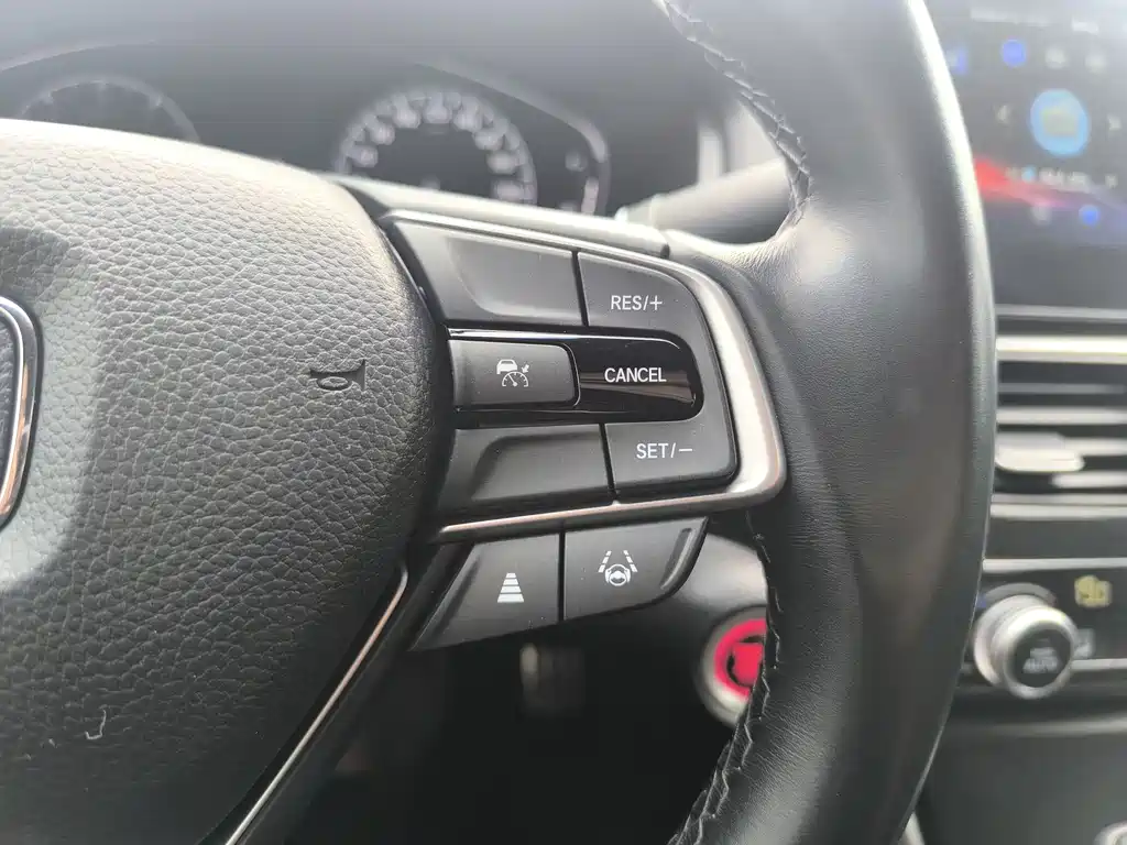 Honda Accord 2022 — фото 20