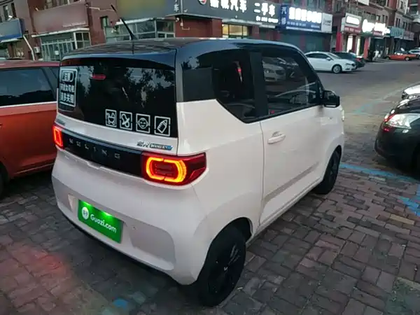 Wuling Hongguang MINIEV 2021