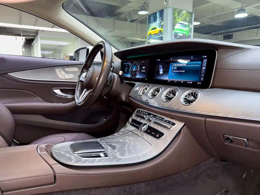 Mercedes-Benz CLS 2020 — фото 21
